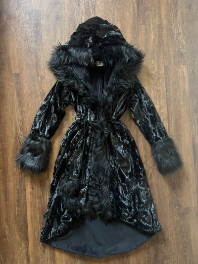 Women's Temptress Coat in "Black Crocodile"